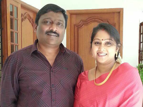 ഇവര്‍ക്കു പുറകിലെ രഹസ്യങ്ങള്‍