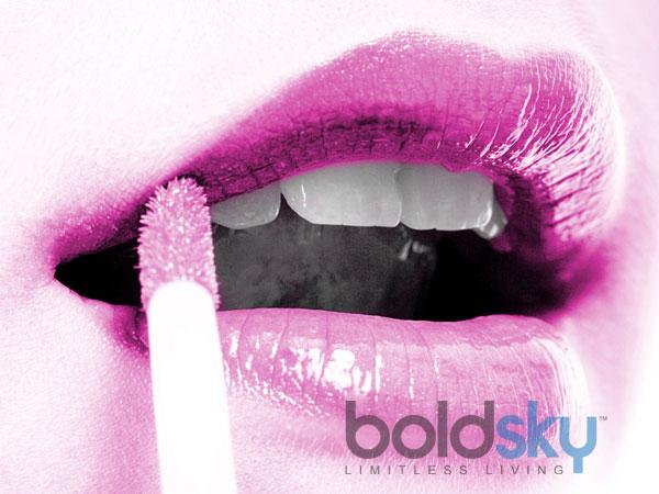 ചുണ്ട് ചുവപ്പിച്ച് ആരോഗ്യം കളയണോ? ചുണ്ട് ചുവപ്പിച്ച് ആരോഗ്യം കളയണോ?