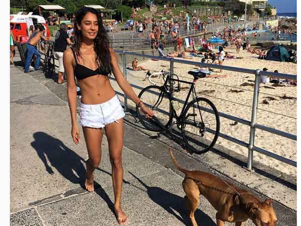 ബിക്കിനിയിലെ സെക്‌സി സുന്ദരിമാര്‍