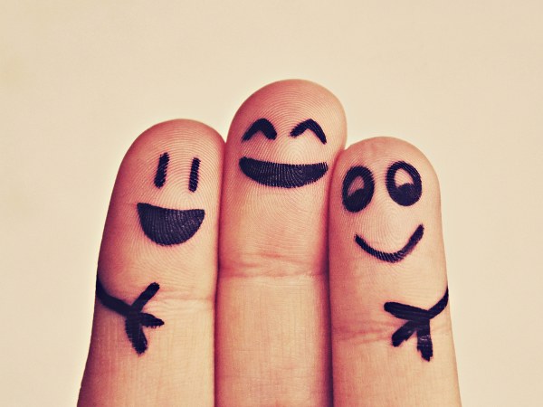 ഭാര്യയെ തല്ലുമോ, ആണിന്റെ കൈ പറയും സത്യം!