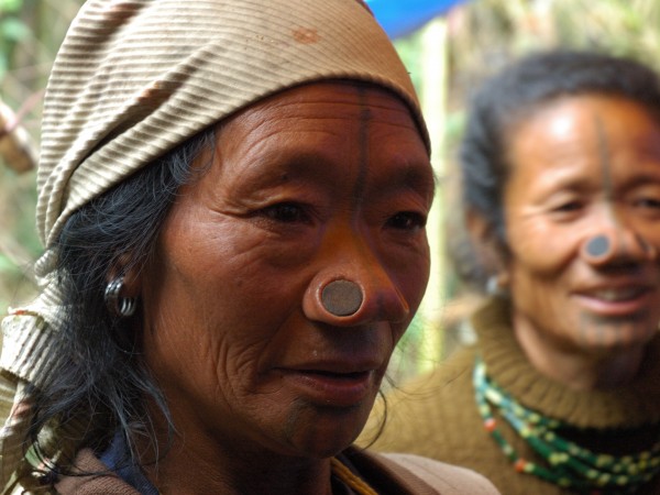 ഭാര്യയെ വച്ചുമാറിയും സെക്‌സ്‌ നിയമം!!