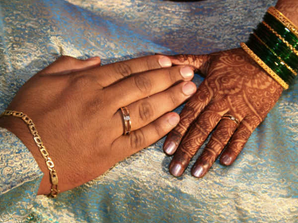 വിവാഹം പാരയാകുമ്പോള്‍