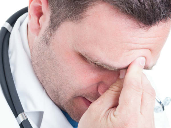 നെറ്റിയ്ക്കു നടുവില്‍ 45 സെക്കന്റ് അമര്‍ത്തൂ, ശേഷം