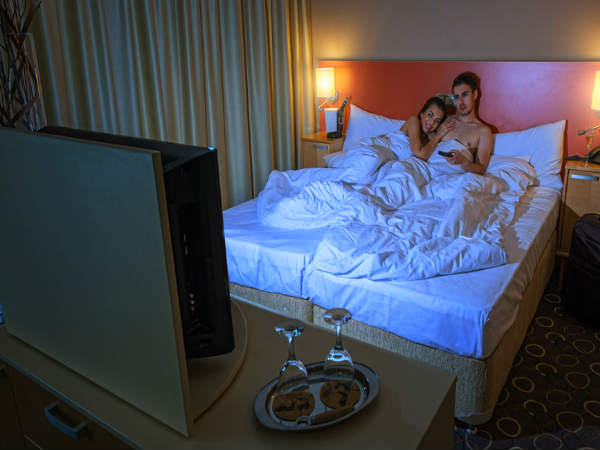 പണക്കാരനാകാന്‍ കിടപ്പറ രഹസ്യങ്ങള്‍!!