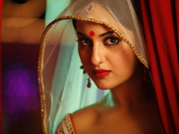 ചാണക്യനീതിയാണ്, ഭാര്യ ശത്രുവാകും...