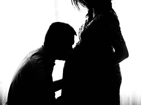 പങ്കാളി ഗര്ഭിണിയാകാന് പുരുഷനും ചിലത്..... പങ്കാളി ഗര്ഭിണിയാകാന് പുരുഷനും ചിലത്.....