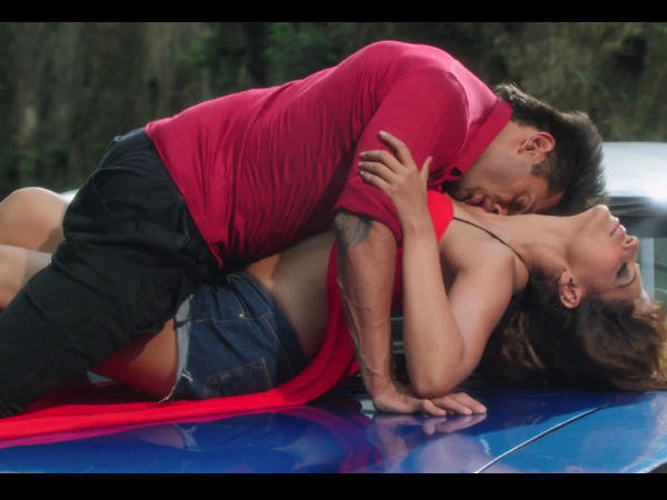 സെക്‌സ് സമയത്ത് അവള്‍ തിരയുന്ന രഹസ്യം