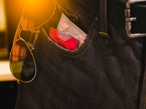 ഉദ്ധാരണത്തിനു മുന്‍പു കോണ്ടംസ് ധരിച്ചാല്