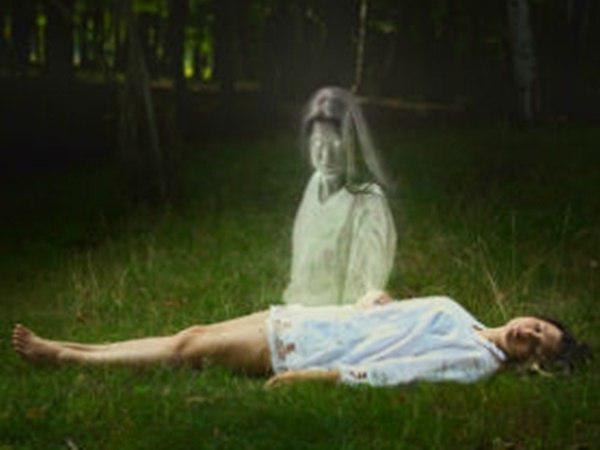 മന്ത്രങ്ങള്‍ ഉരുവിട്ട്