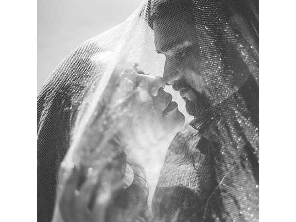 ഭിന്നലിംഗക്കാരിയും ഈ ഭര്‍ത്താവും!