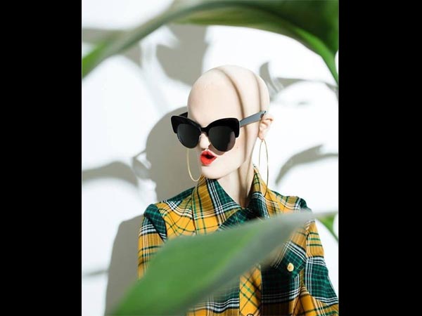  മോഡലിന്റെ അഴകളവുകള്‍