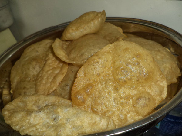  പൂരിക്ക് മാര്‍ദ്ദവം നല്‍കാന്‍