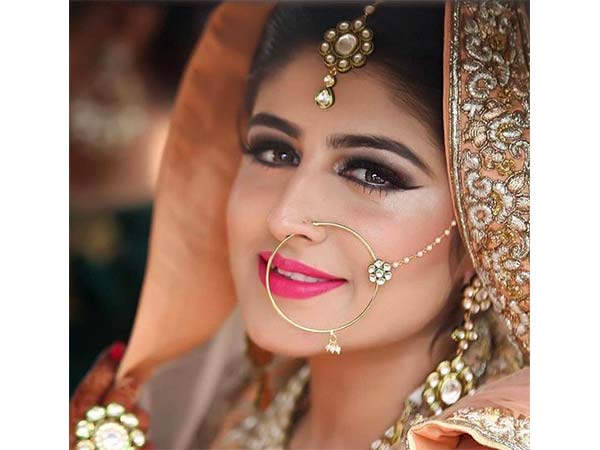 സ്ത്രീകള്‍ ഇടതു മൂക്കൂ കുത്തിയാല്‍....