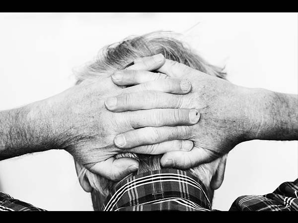 കൈവിരല്‍ നോക്കിയാല്‍ ഇവനെ പിടികിട്ടും