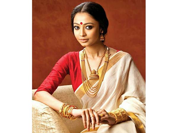 സ്റ്റിക്കര്‍ പൊട്ട് ഇത് 