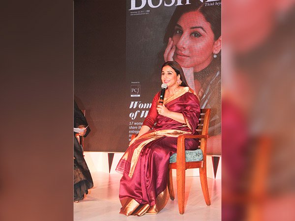 Vidya Balan In Kanjivaram Sari At Women Of Worth Awards