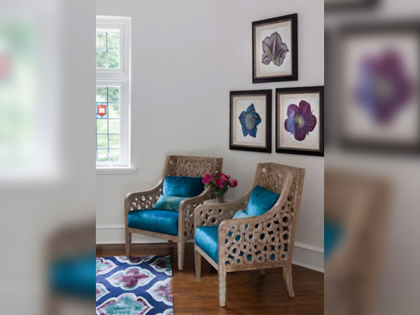 ക്ലാസിക്കല് ആക്സെന്റ് കസേരകള് ക്ലാസിക്കല് ആക്സെന്റ് കസേരകള്