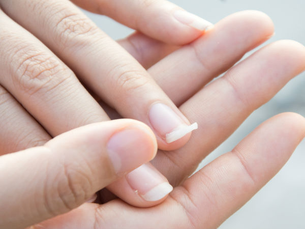 അറ്റം പൊട്ടിപ്പോവുന്നത്