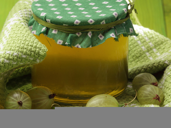 നെല്ലിക്കയിട്ട് കാച്ചിയ എണ്ണ