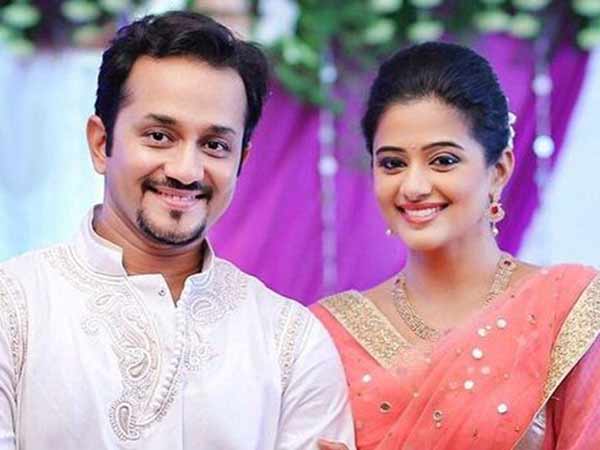 നവംബര്‍ 