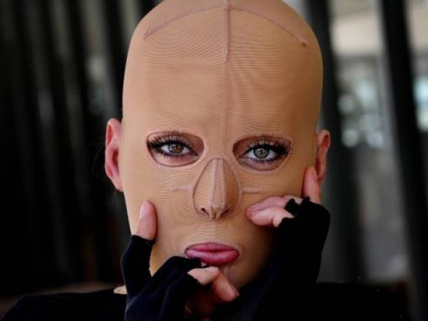 തീ കൊളുത്തി