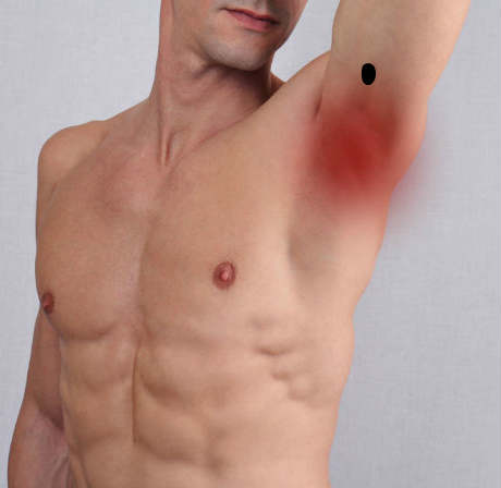 ഇടതു കക്ഷത്തില്‍ 