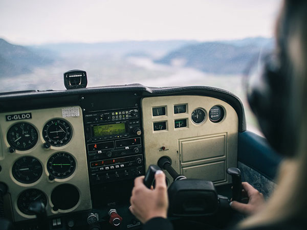 പൈലറ്റിന്റെ ഇടപെടല്‍