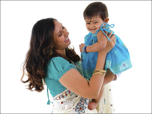  കുഞ്ഞുങ്ങളെ എടുത്ത് കുലുക്കുന്നത്