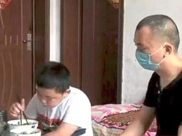 ഇയാളുടെ അച്ഛന്