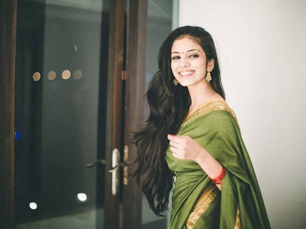 വെളിച്ചെണ്ണ മാസ്ക്