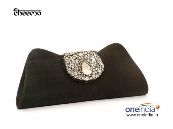 കീറിയ പഴ്‌സ്, കേടായ പഴ്‌സ്, മറ്റൊരാള്‍ ഉപയോഗിച്ച പഴ്‌സ് 