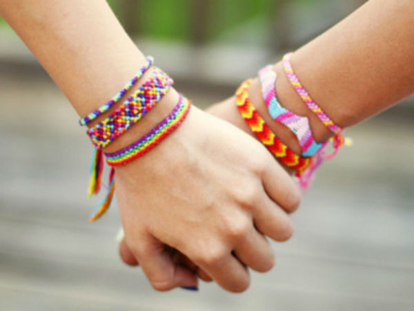 ഹാന്‍ഡ്‌റൈറ്റിംഗ് ബ്രേസ്‌ലറ്റ്