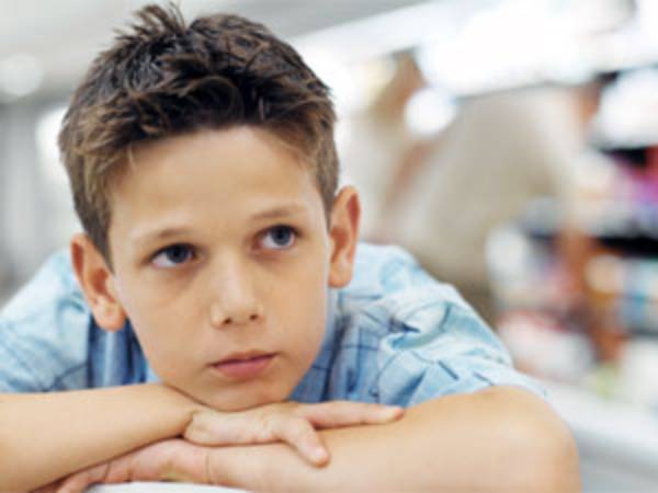 അലോപ്പീഷ്യ അരേറ്റ