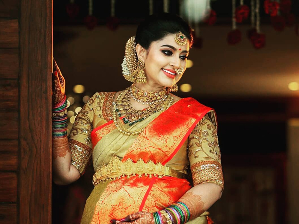 Actress Sneha Maternity Photo Shoot 