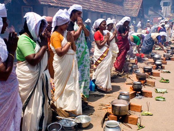 സര്‍വ്വൈശ്വര്യങ്ങള്‍ക്ക് പൊങ്കാല