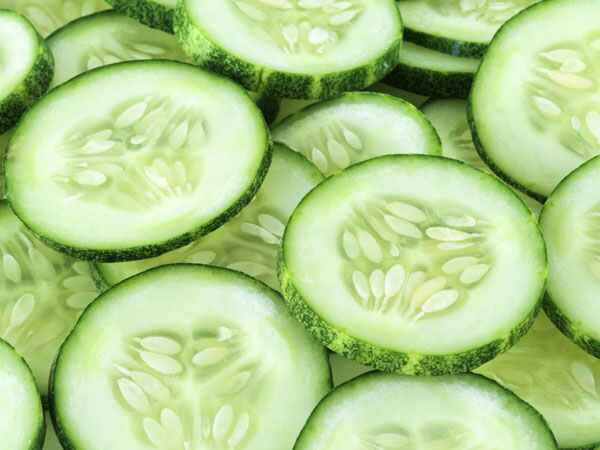 മുട്ടയും കുക്കുമ്പറും 