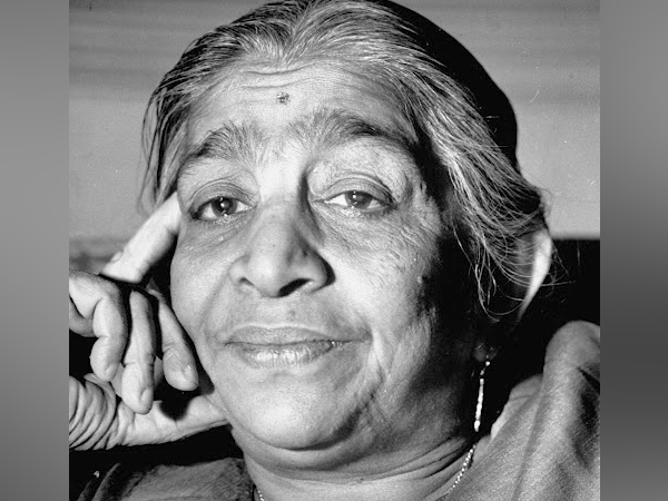 സരോജിനി നായിഡു