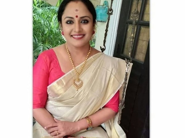 അമ്മയല്ല അമ്മൂമ്മ