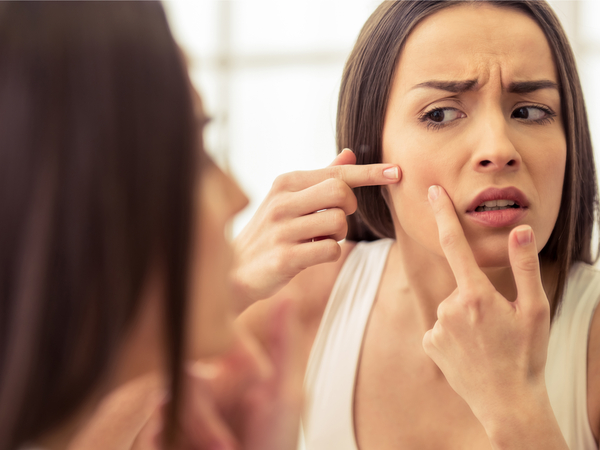 ഇരുണ്ട പാടുകള്‍ക്ക് പരിഹാരം