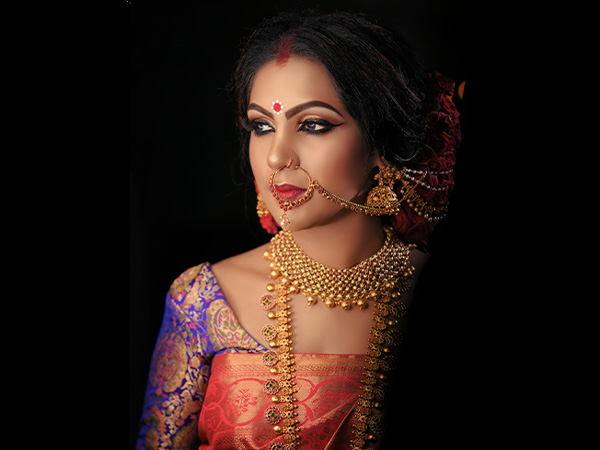 ബ്രൈഡല് ലുക്ക് ബ്രൈഡല് ലുക്ക്