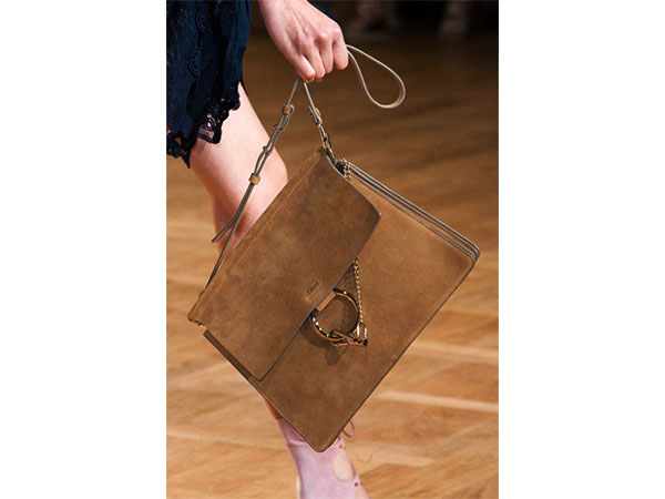 ലെതര് വസ്തുക്കള് ലെതര് വസ്തുക്കള്