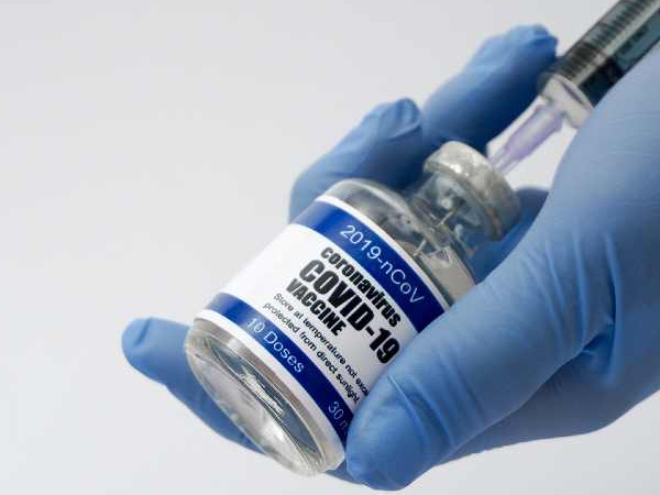 First person receives Pfizer Covid-19 vaccine in UK