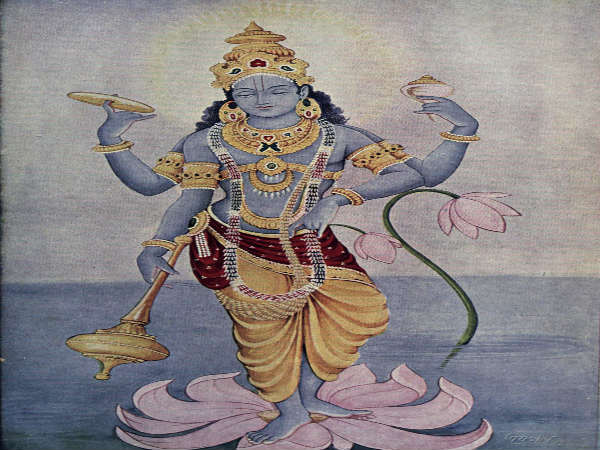 ഒരേ കുടുംബത്തിലെ സ്ത്രീ