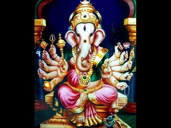 മകരക്കൂര്‍ (ഉത്രാടം 3/4, തിരുവോണം, അവിട്ടം 1/2)