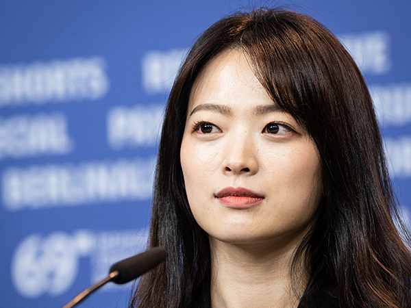 19. യാങ് മി: 