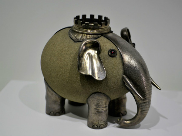 വെള്ളി ആന