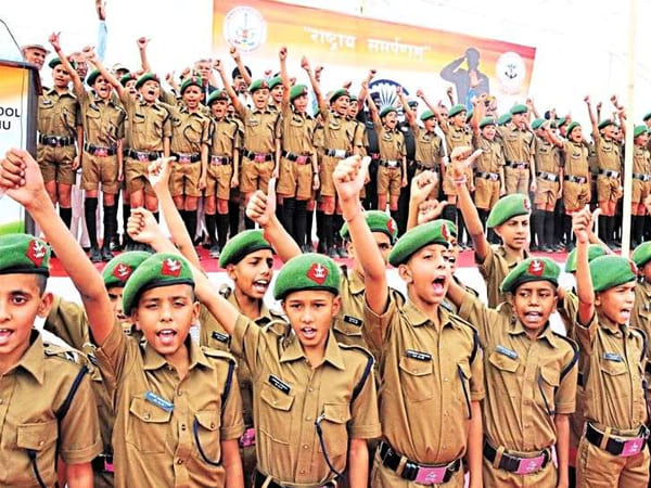 ഫെബ്രുവരി 22 - ലോക സ്‌കൗട്ട് ദിനം