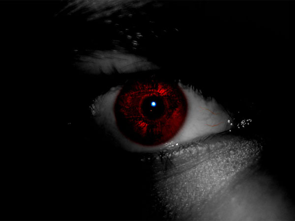 കണ്ണേറില്‍ നിന്ന് സംരക്ഷിക്കുന്നു