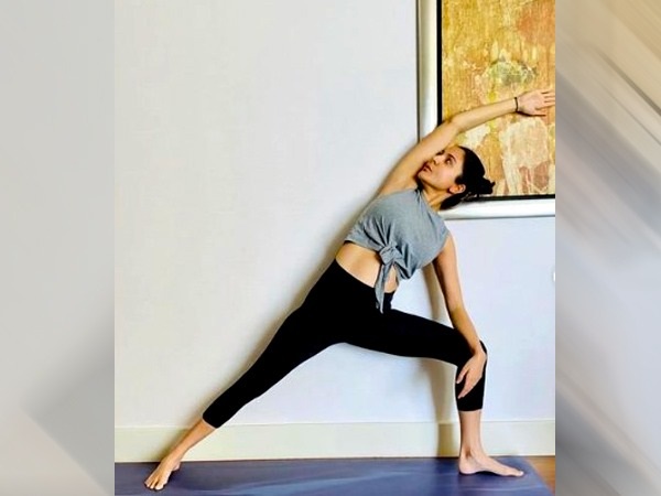 How To Get A Toned Body Like Anushka Sharma; Her Workout Routine and Diet Plan; Details Inside