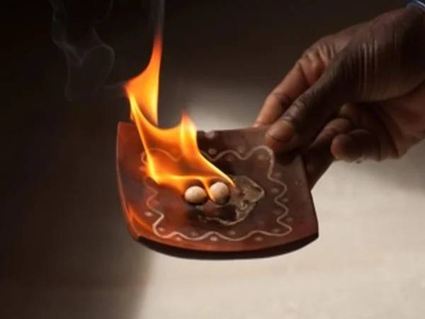 കര്‍പ്പൂരം